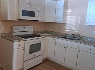 731 N Davis Dr, Warner Robins, GA