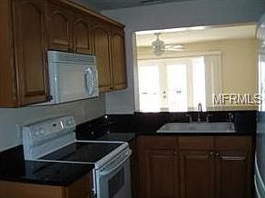 5th image of 5248 Beach Dr SE