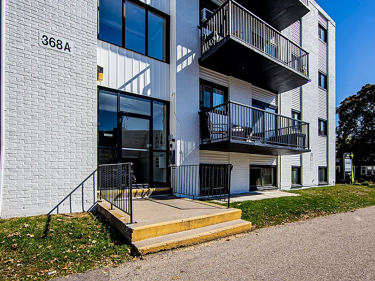 368 Luella St #3-368A — Photo 12