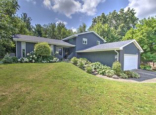 988 W Karen Dr, Decatur, IL 62526