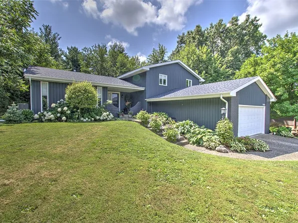 988 W Karen Dr, Decatur, IL 62526