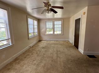 16 Lynwood Ave APT 2, Wheeling, WV 26003