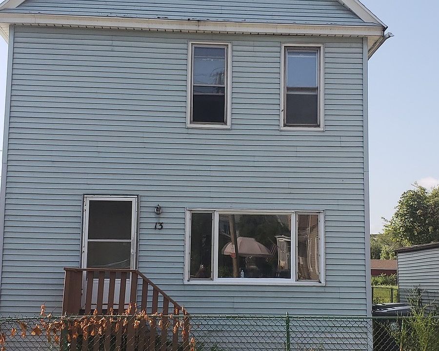 1st image of 13 Roland Ave APT 3