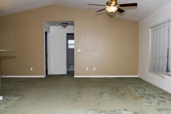 1st image of 3325 Woodland Dr