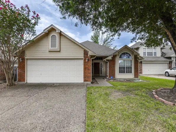 952 Freshwood Ct, Arlington, TX 76017