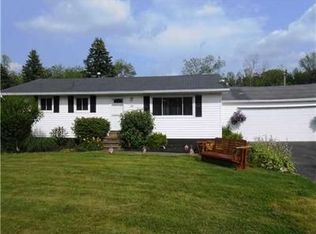 30 Vollmer Pkwy, Rochester, NY 14623