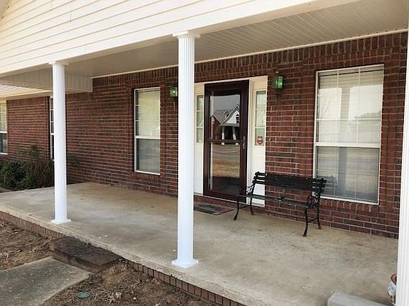 4th image of 179 W Countryside Dr