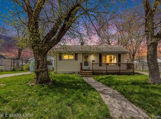 1821 20th St, Port Huron, MI