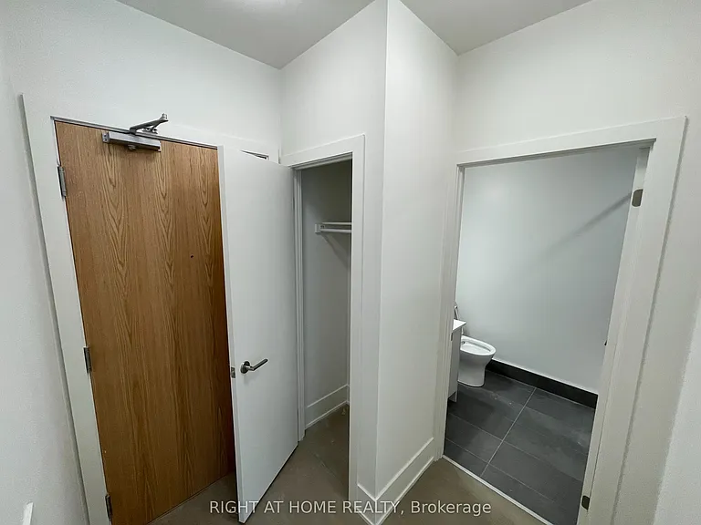 495 Logan Ave #412 — Photo 3
