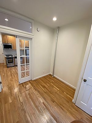 4th image of 128 W 13th St APT 7