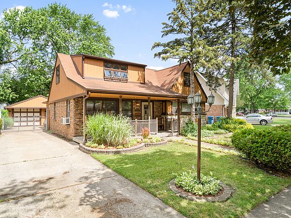 2nd image of 4026 Dean Dr