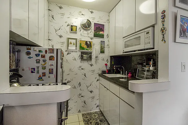 Rented by RES New York | media 23