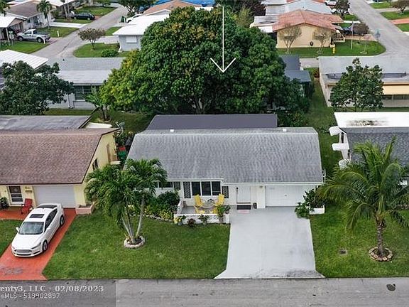 5th image of 4903 NW 45th Ave