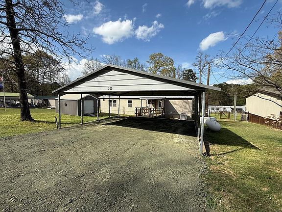 2nd image of 200 Stonewall Dr