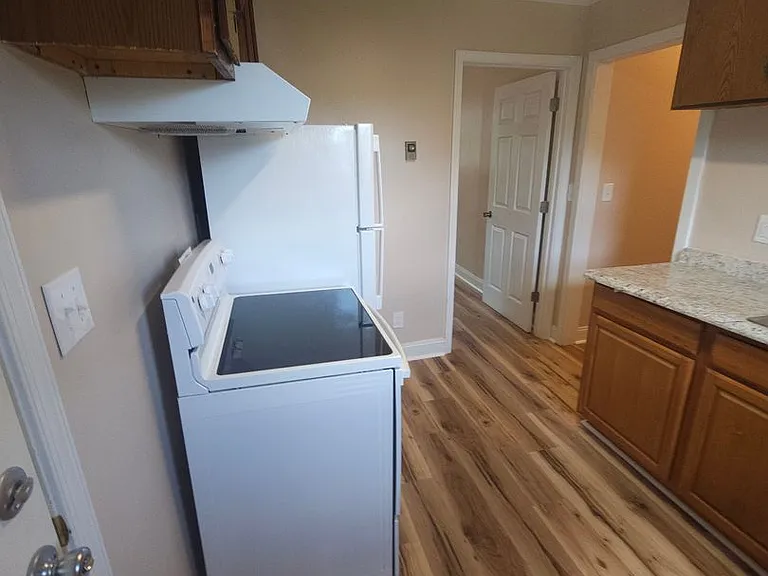 912 Forest St — Photo 22