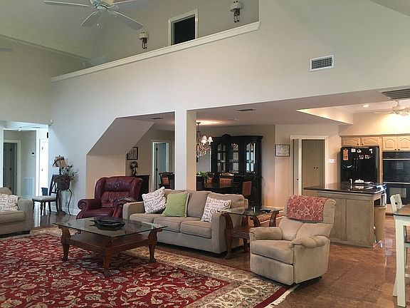 Spacious open floor plan