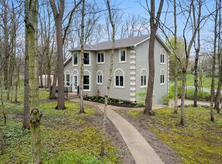 3 Oak Ridge Dr, Newark, IL 60541