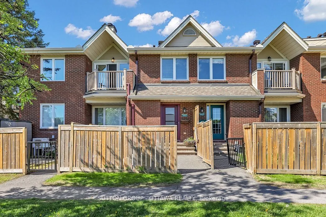 2 bed, $2,400 — Photo 2