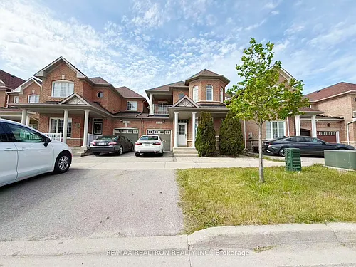 210 Old Colony Rd Photo 1