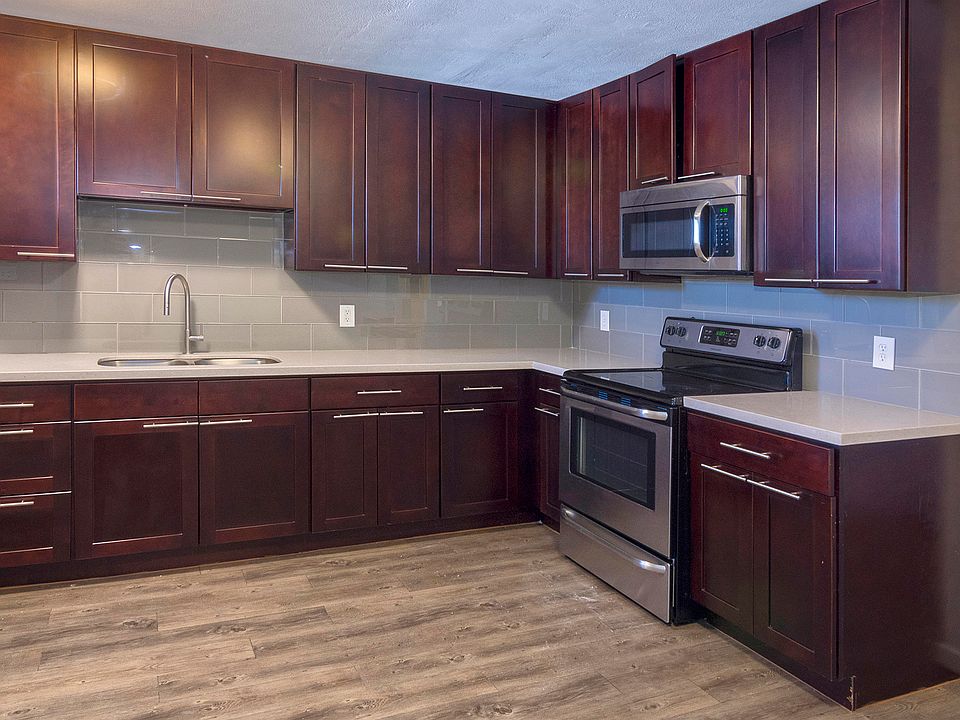 1st image of 2326 E Pinchot Ave APT 9