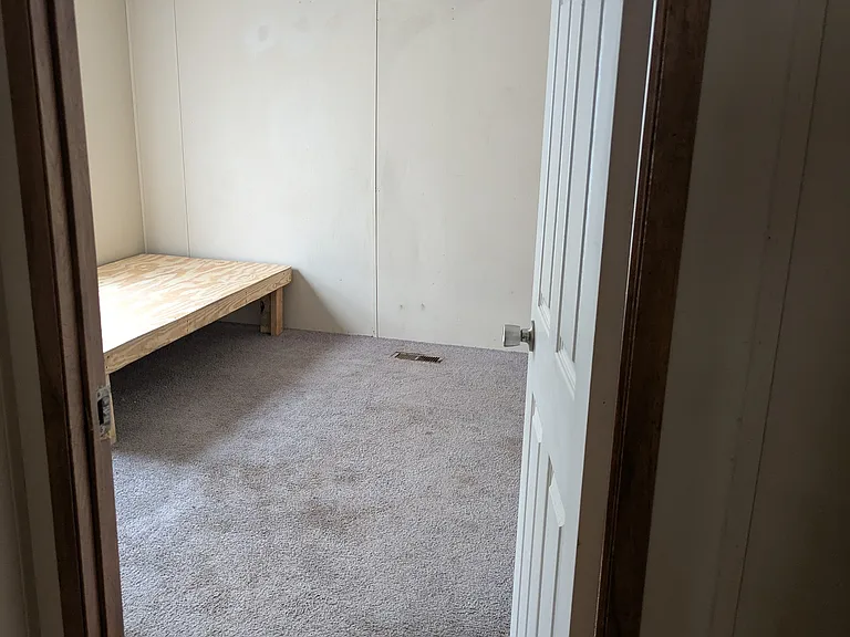 203 E Lincoln St #4 — Photo 10