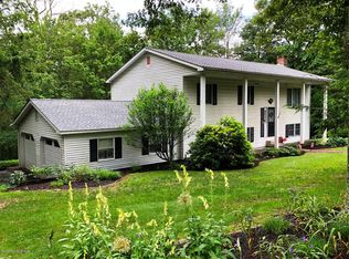 2508 Highview Dr, Brodheadsville, PA
