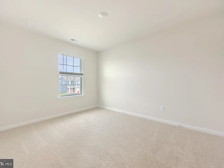 110 Charing Cross Dr — Photo 19