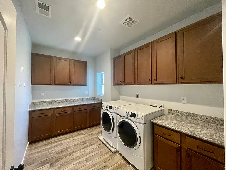 1212 Topper Ln — Photo 17