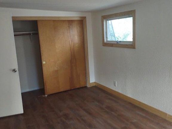 2nd image of 637 Broadmoor Blvd