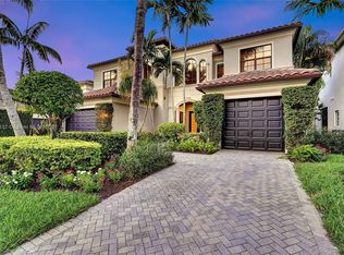 17798 Cadena Dr, Boca Raton, FL 33496