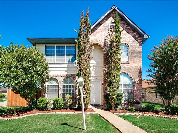 2nd image of 1515 Sandalwood Dr