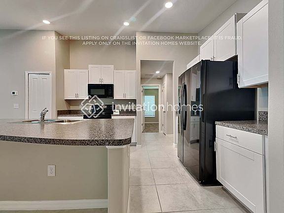5th image of 7106 Paradise Island Ct