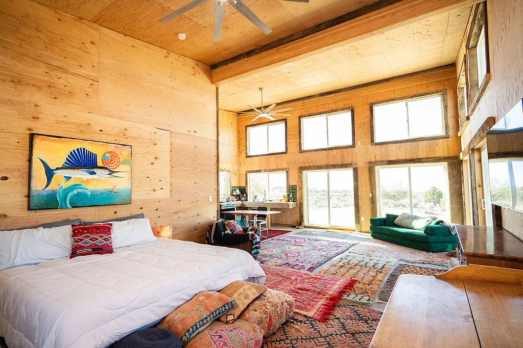 1 bed, 900 sqft, $2,000 — Photo 1
