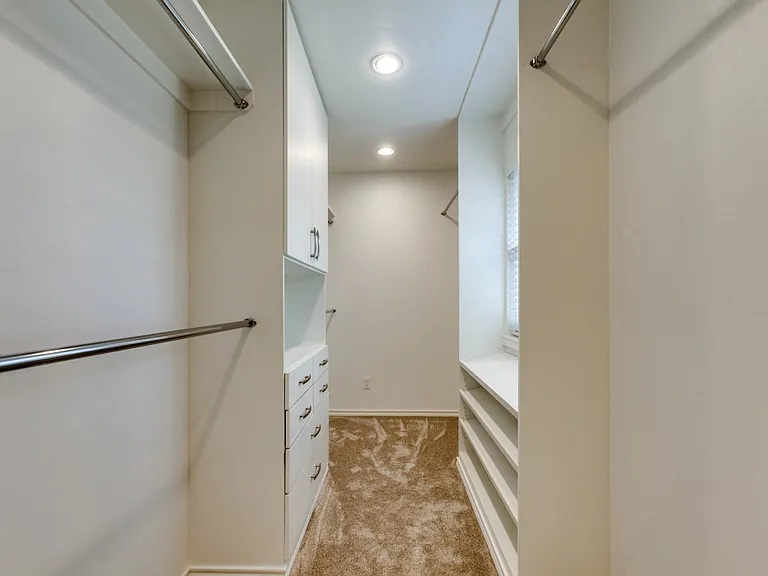 6707 Hillwood Ln — Photo 19