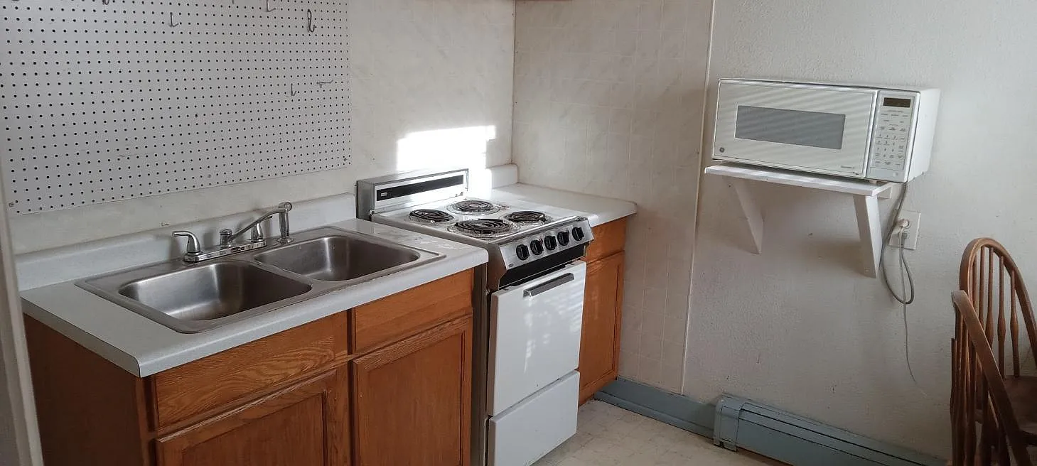 1 bed, 700 sqft, $800 — Photo 4