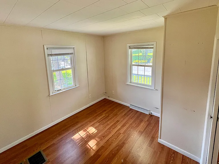 1310 Scott St — Photo 15