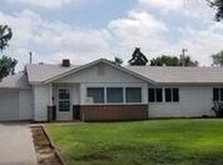 1610 N B St, Garden City, KS 67846