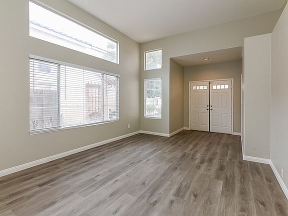 4th image of 1709 Council Bluff Ln