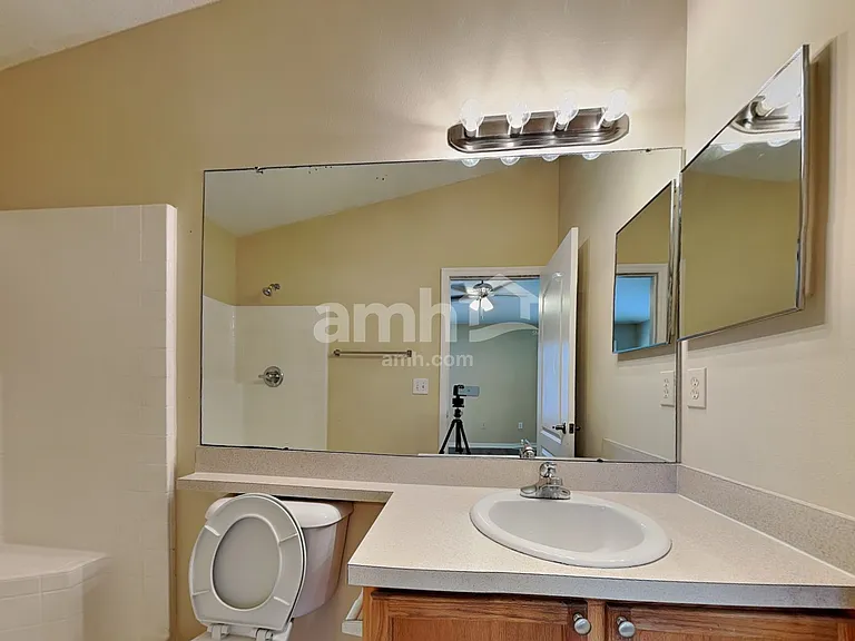 10234 Perthshire Cir — Photo 9