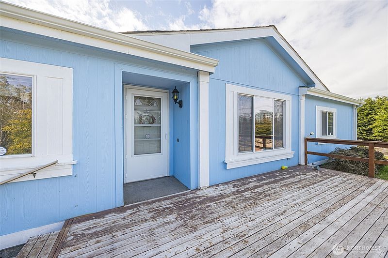 4th image of 122 Derrick Road
