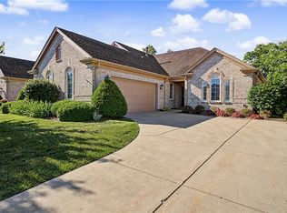 6846 Lorien Woods Dr, Dayton, OH 45459