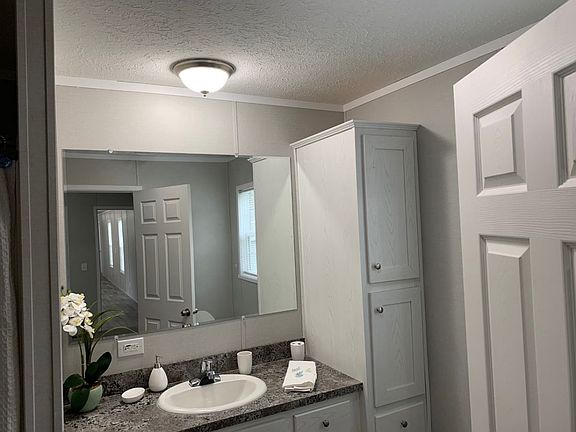 3rd image of 1905 N 2nd Dr #203
