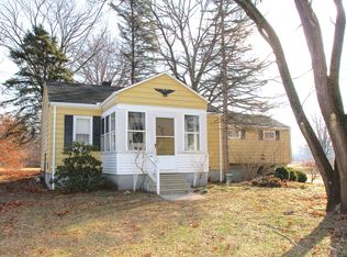 929 S Crissey Rd, Holland, OH 43528