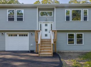 187 Privet Ln, Milford, PA 18337