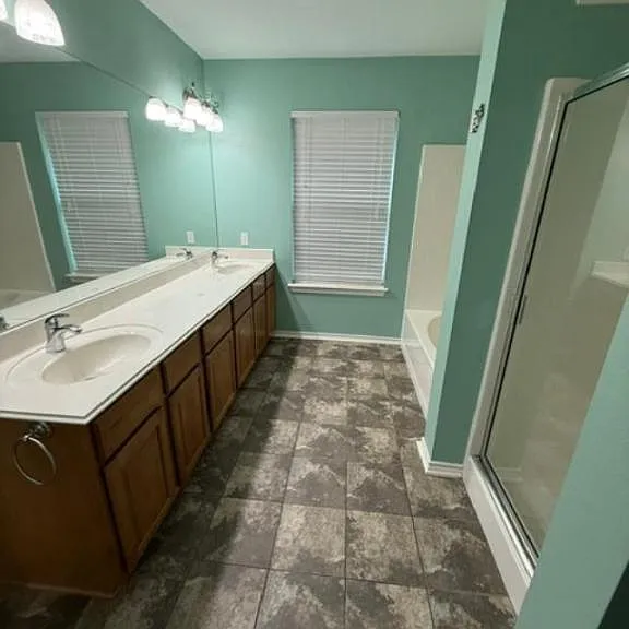 625 Winding Brook Ln — Photo 13