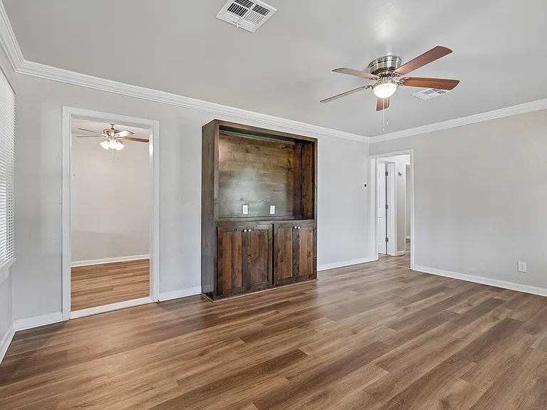 510 N Marshall Dr — Photo 5