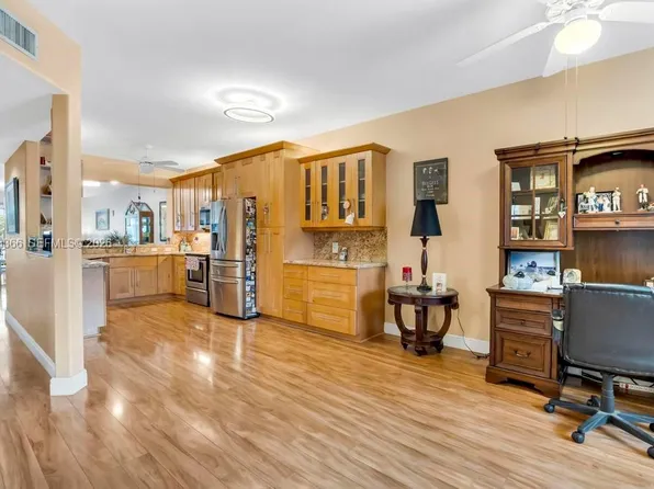 7727 Southampton Ter APT 202, Tamarac, FL 33321