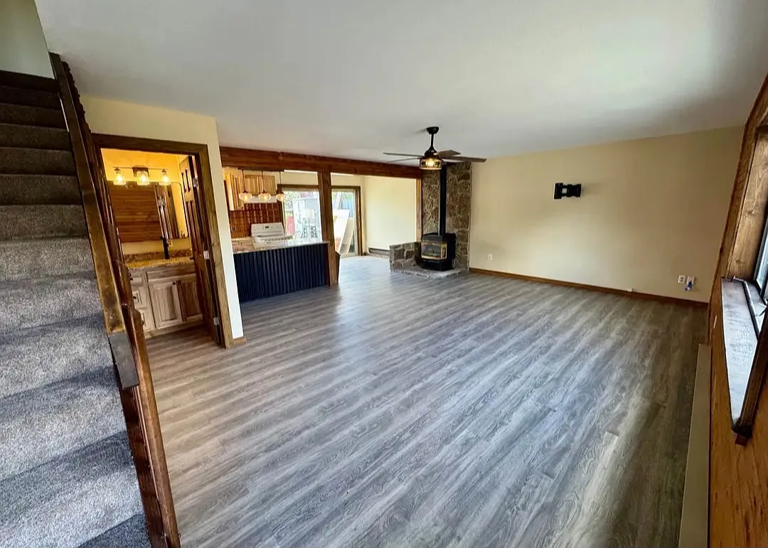 587 East Golf Place - 587 E Golf Place — Photo 3