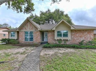 9715 Braewick Dr, Houston, TX 77096