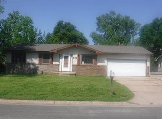 241 N James St, Haysville, KS 67060